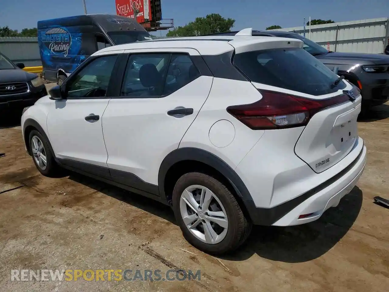 2 Photograph of a damaged car 3N1CP5BVXML476220 NISSAN KICKS 2021