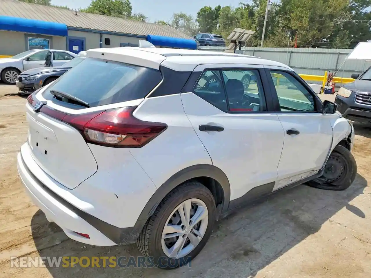 3 Photograph of a damaged car 3N1CP5BVXML476220 NISSAN KICKS 2021