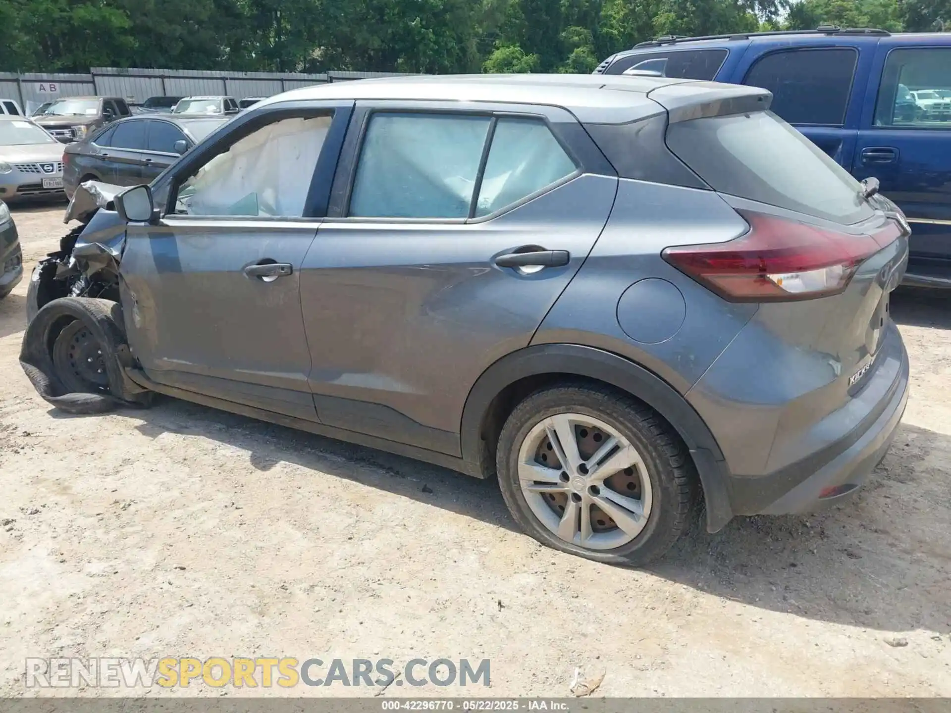 3 Фотография поврежденного автомобиля 3N1CP5BVXML551059 NISSAN KICKS 2021