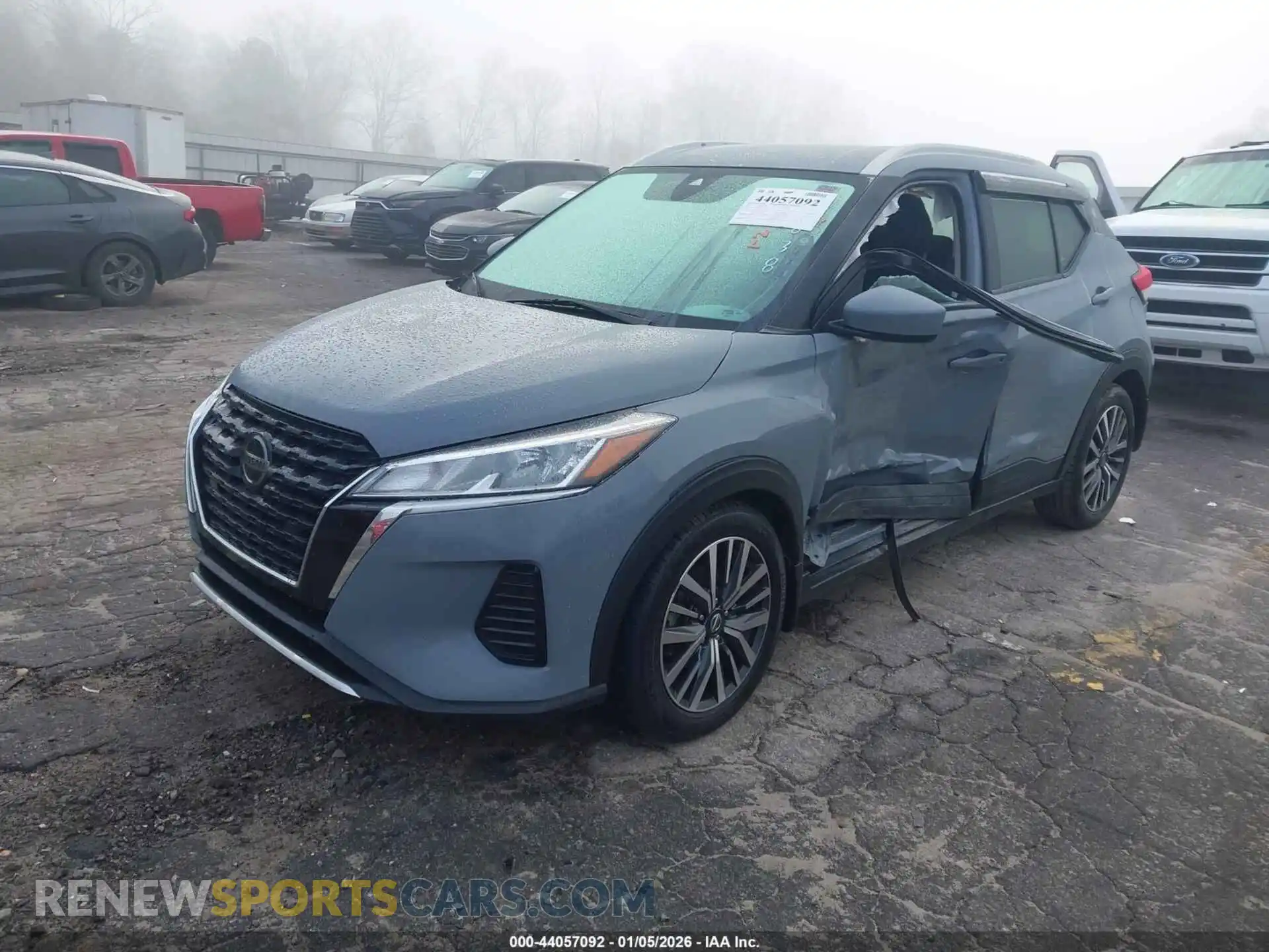 2 Photograph of a damaged car 3N1CP5CV0ML515038 NISSAN KICKS 2021