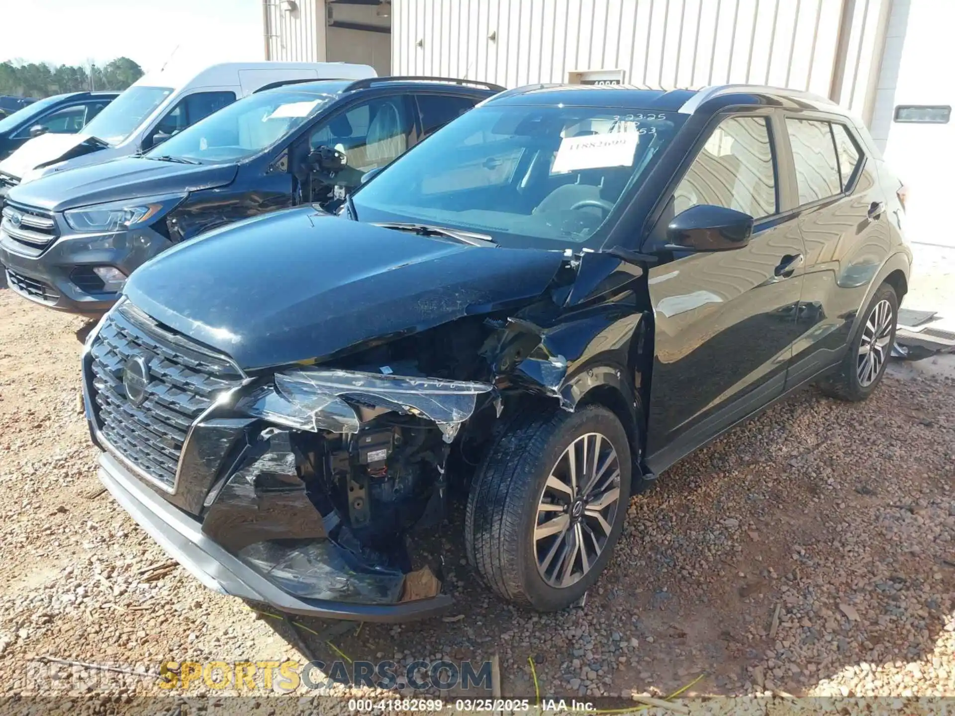 2 fotografías del automóvil dañado 3N1CP5CV0ML526153 NISSAN KICKS 2021