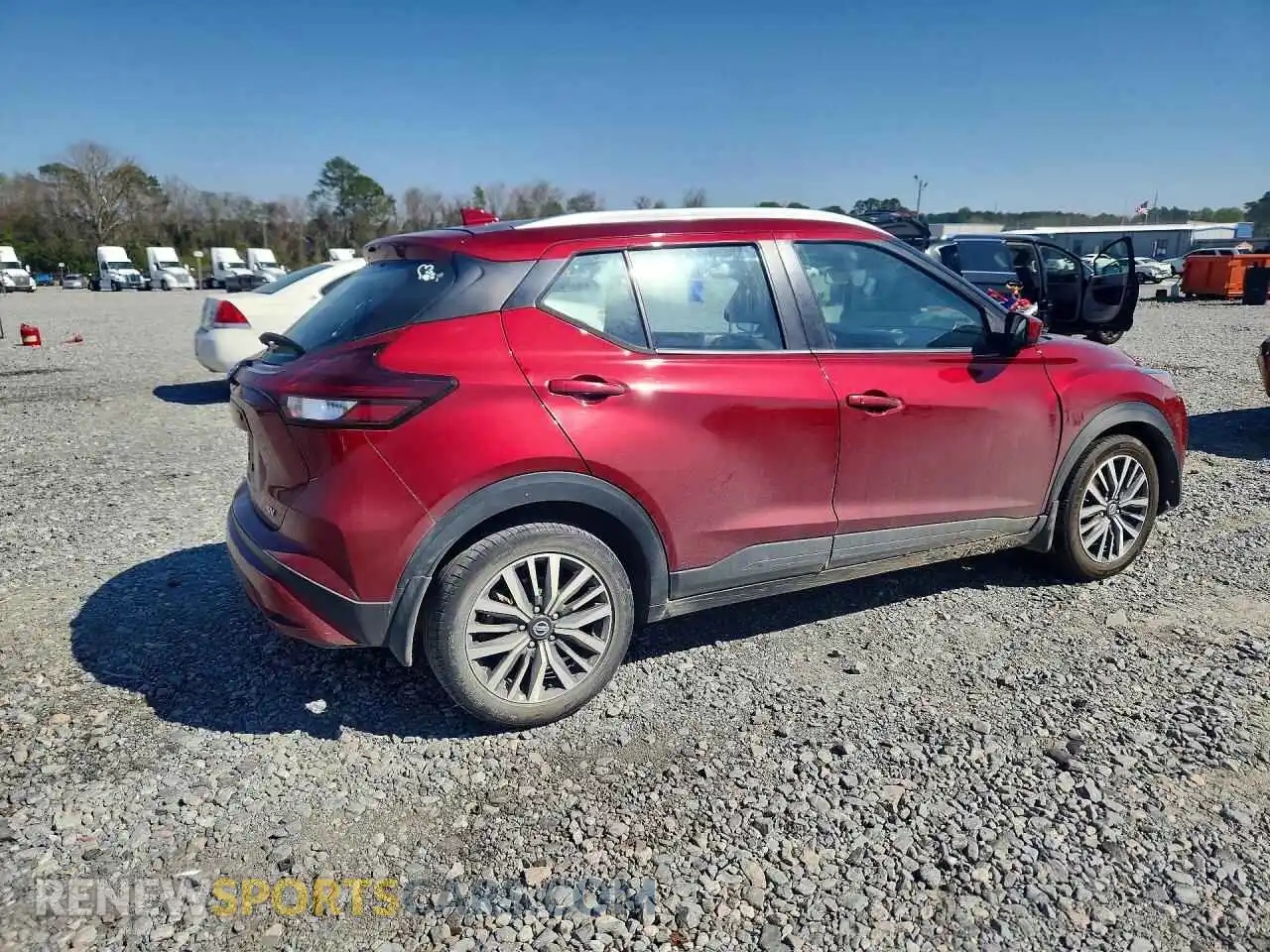 3 Photograph of a damaged car 3N1CP5CV0ML542465 NISSAN KICKS 2021