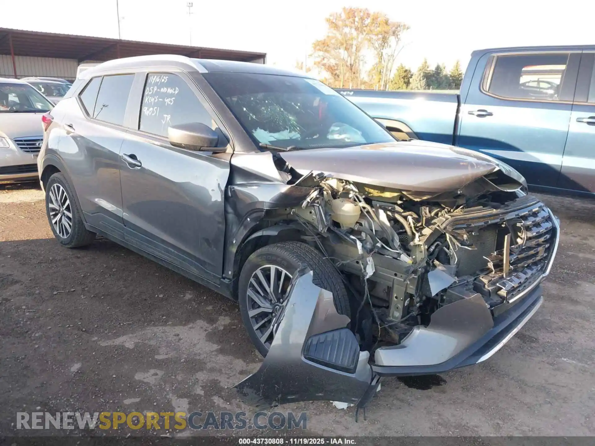 1 Photograph of a damaged car 3N1CP5CV1ML471373 NISSAN KICKS 2021
