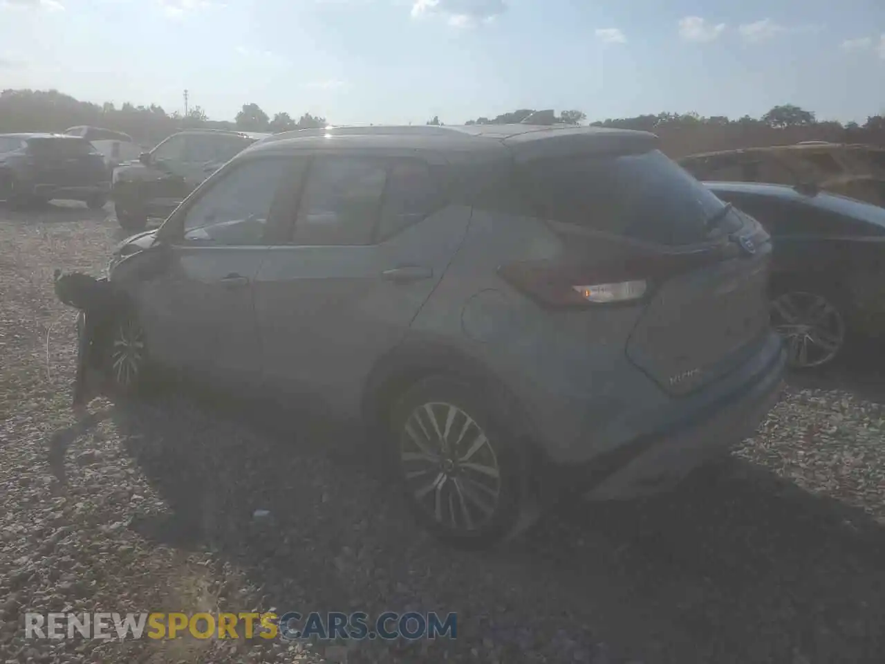2 Photograph of a damaged car 3N1CP5CV1ML475844 NISSAN KICKS 2021