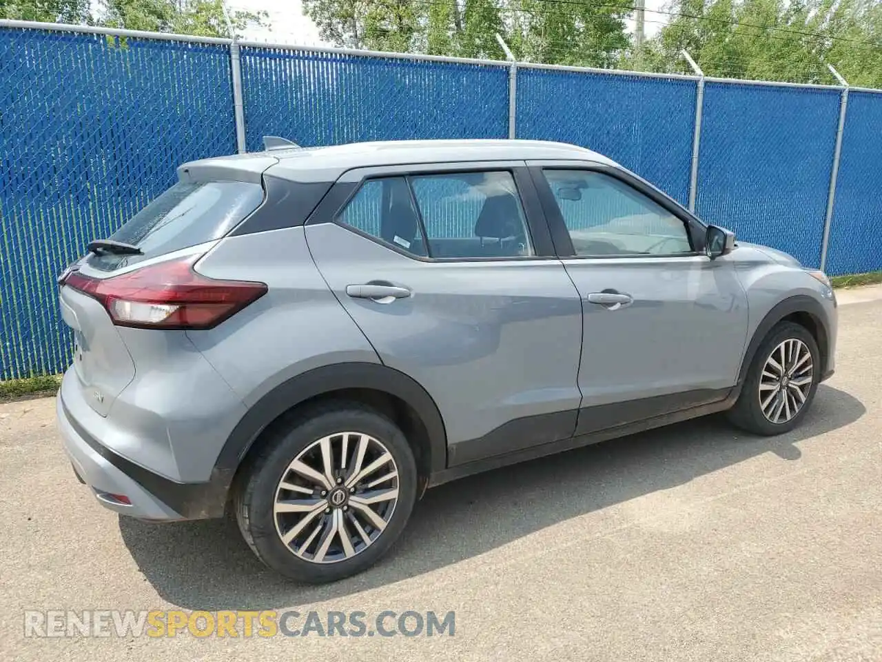 3 Photograph of a damaged car 3N1CP5CV1ML483216 NISSAN KICKS 2021