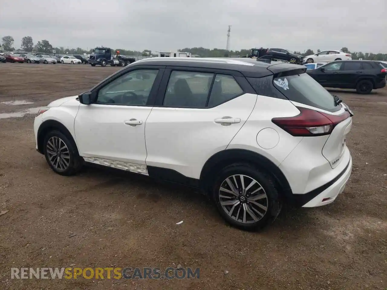 2 Photograph of a damaged car 3N1CP5CV1ML492546 NISSAN KICKS 2021