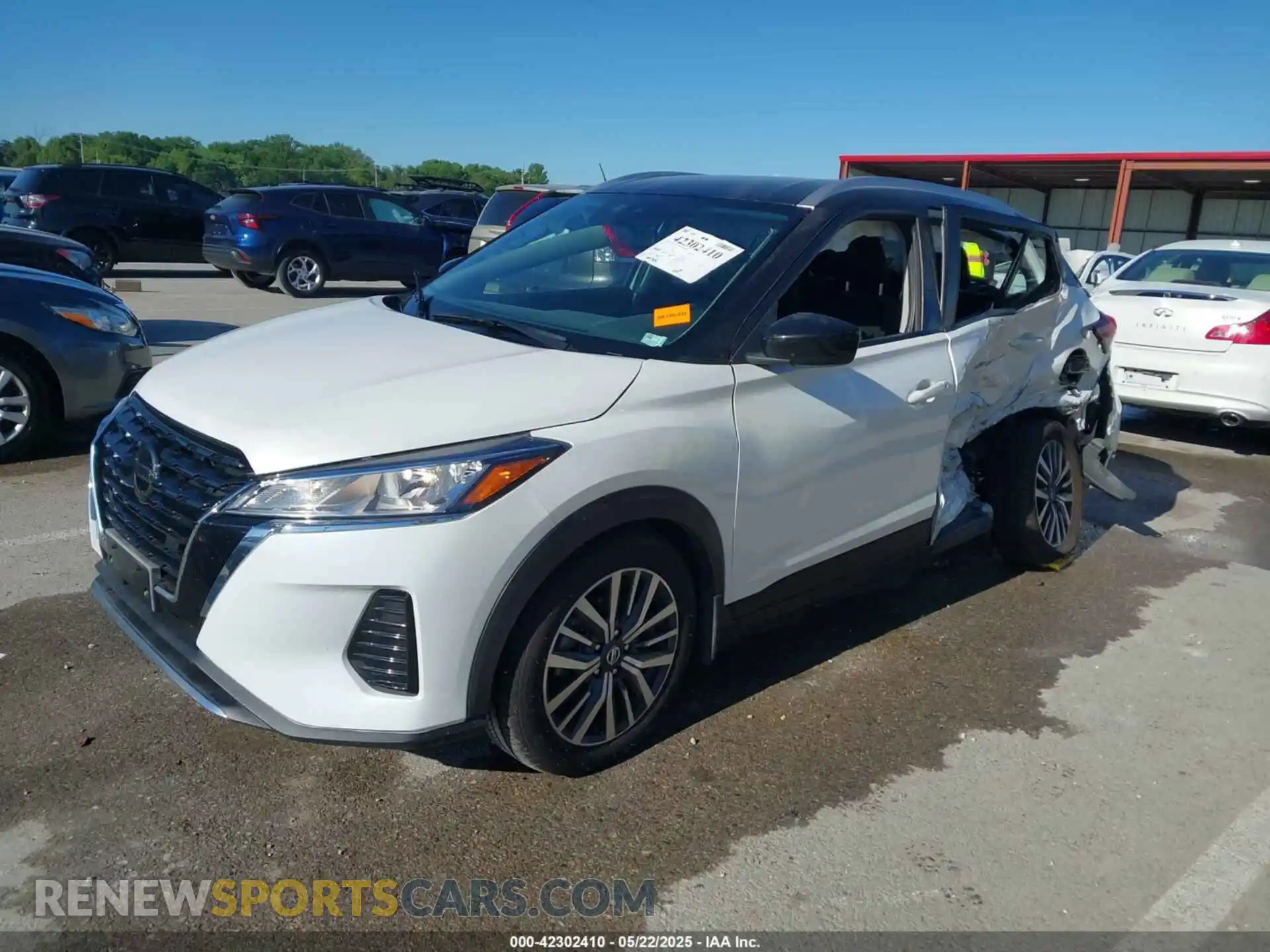 2 Photograph of a damaged car 3N1CP5CV1ML504436 NISSAN KICKS 2021