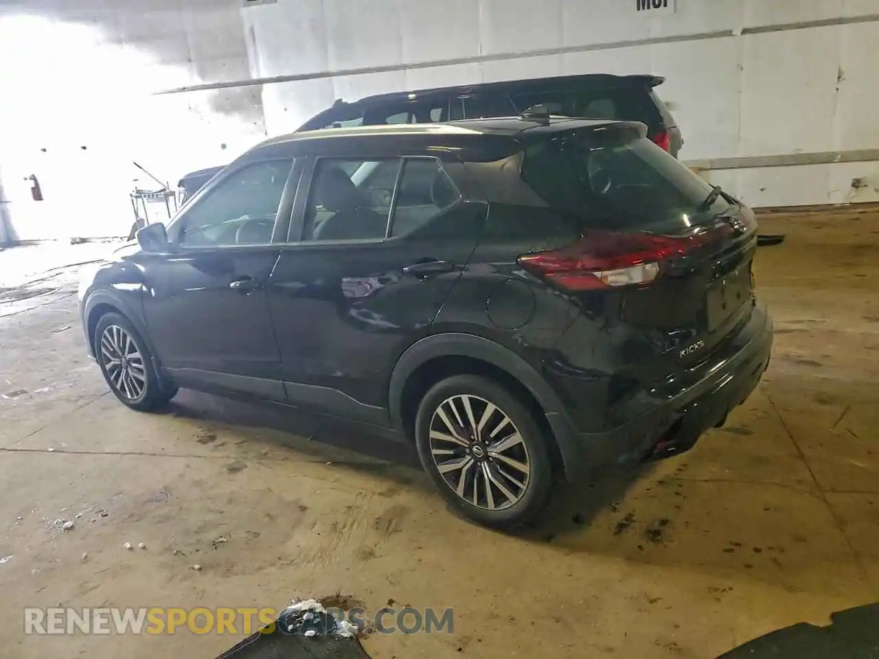 2 Photograph of a damaged car 3N1CP5CV1ML543236 NISSAN KICKS 2021
