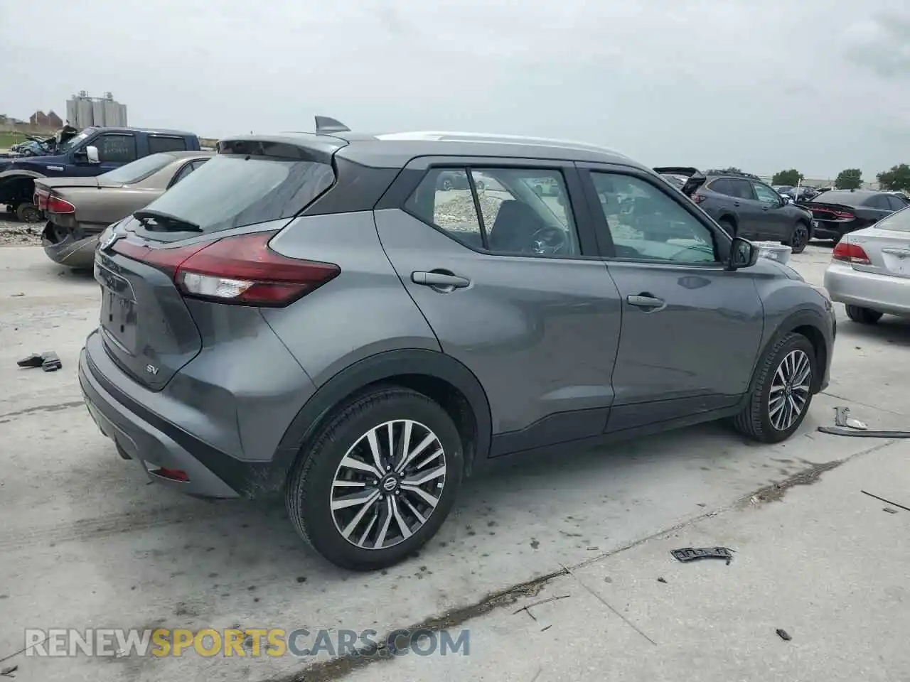 3 Photograph of a damaged car 3N1CP5CV2ML482687 NISSAN KICKS 2021