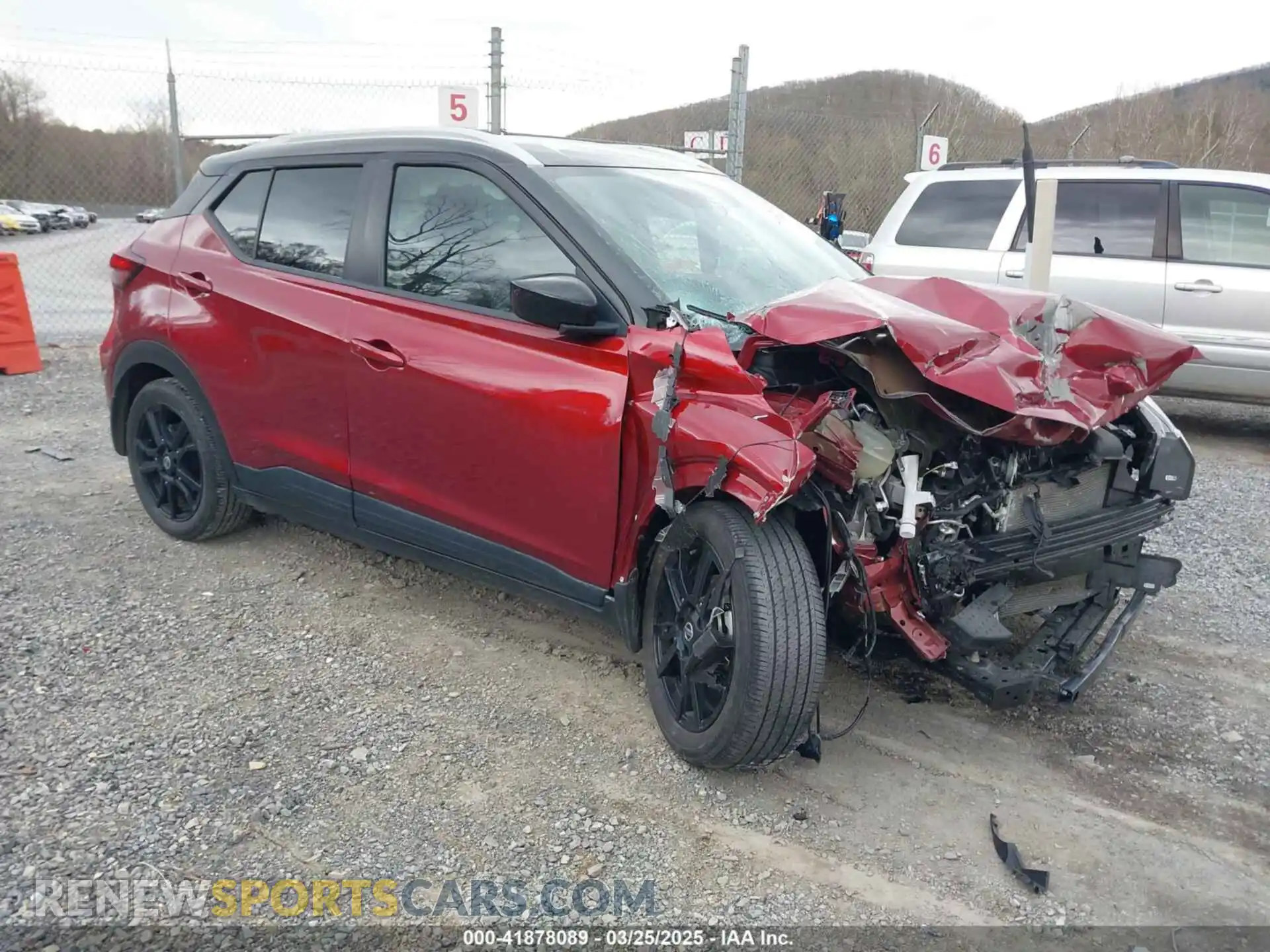 1 Photograph of a damaged car 3N1CP5CV2ML534626 NISSAN KICKS 2021