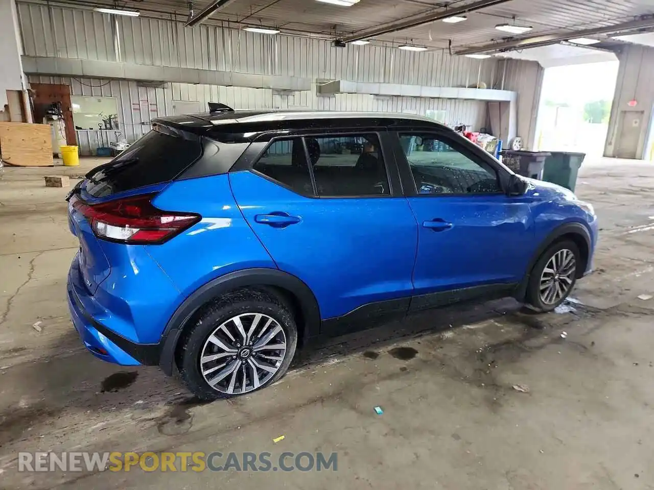 3 Photograph of a damaged car 3N1CP5CV2ML556920 NISSAN KICKS 2021
