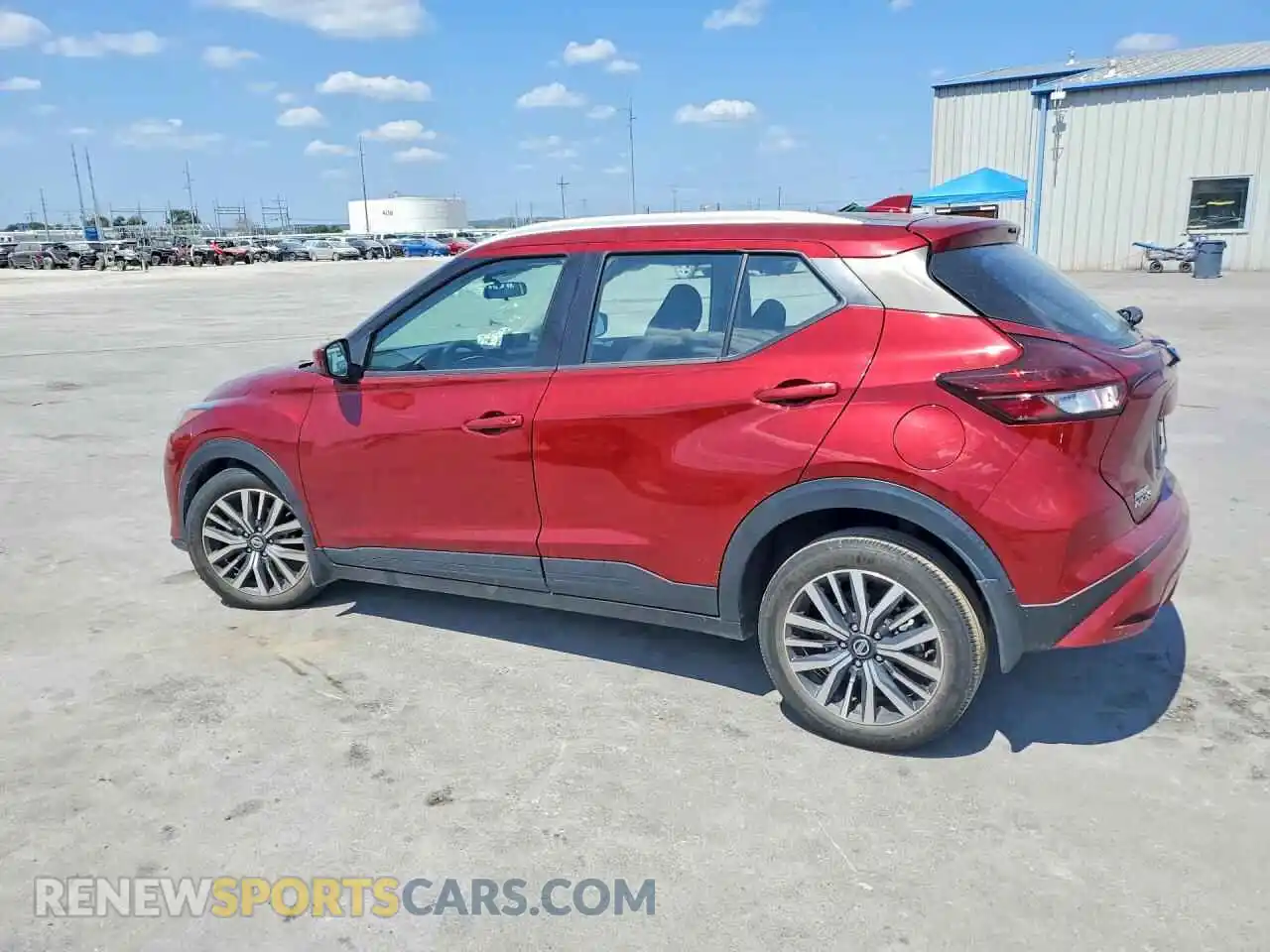 2 Photograph of a damaged car 3N1CP5CV3ML472198 NISSAN KICKS 2021