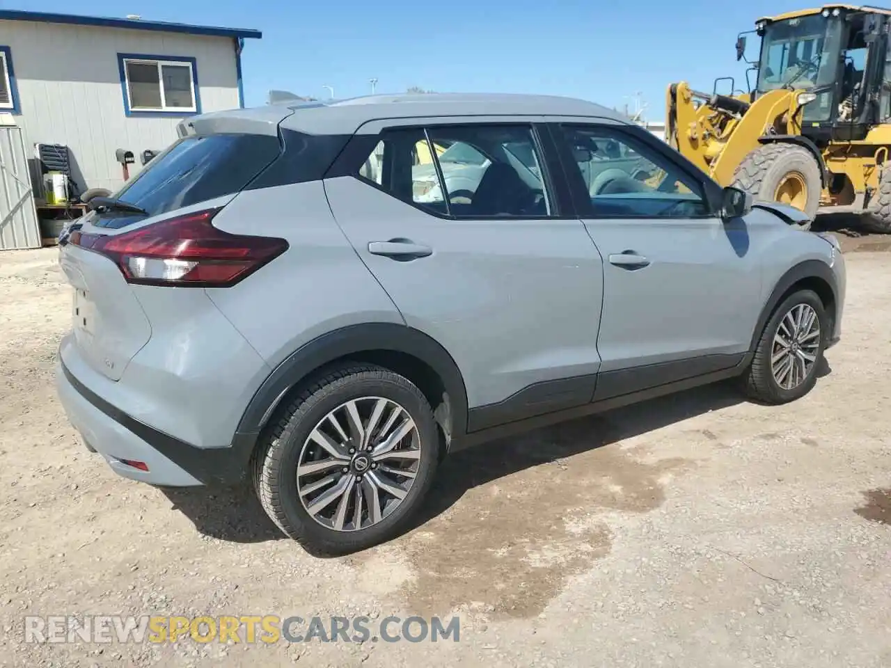 3 Photograph of a damaged car 3N1CP5CV3ML489020 NISSAN KICKS 2021