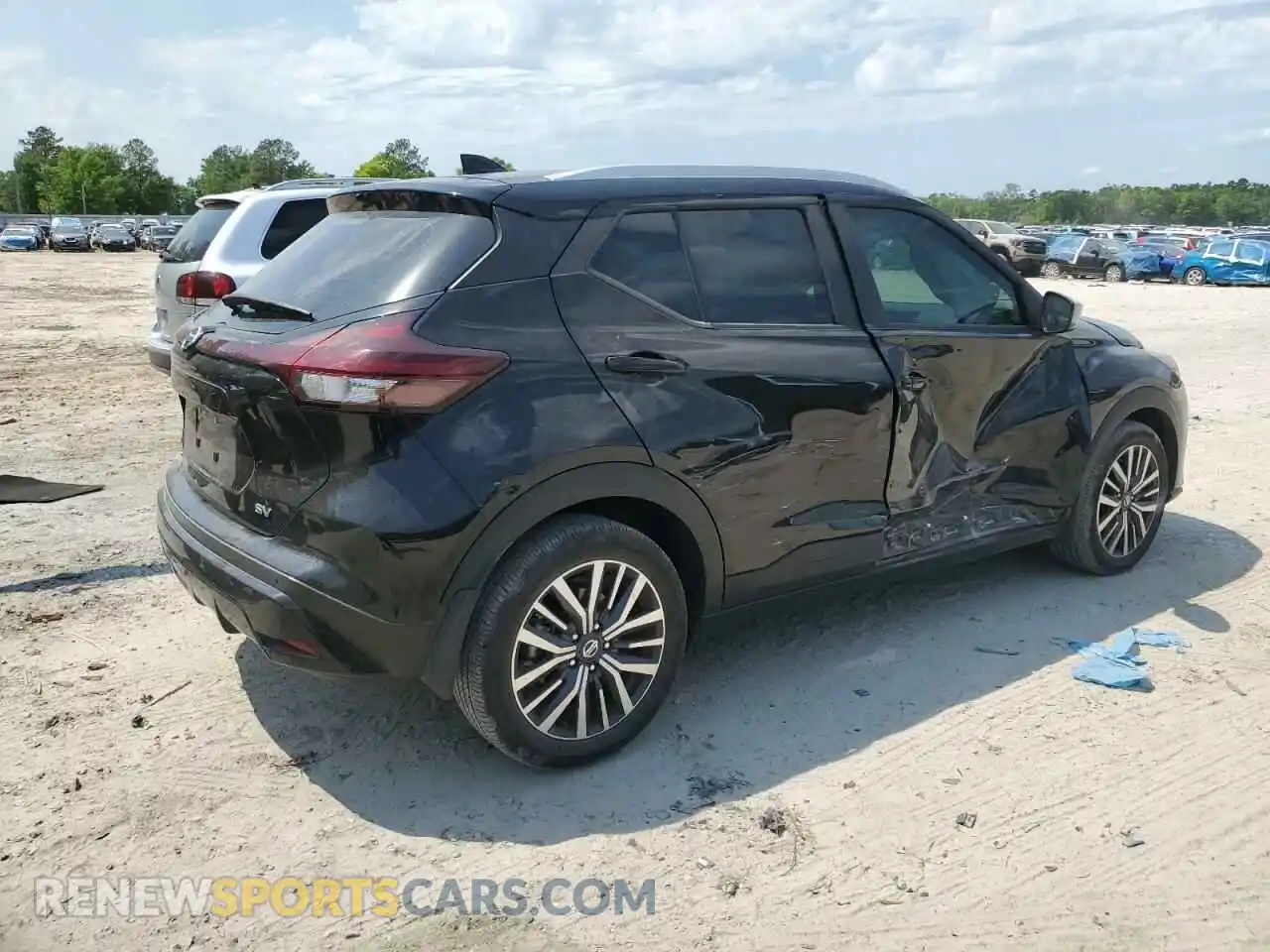 3 Photograph of a damaged car 3N1CP5CV3ML516958 NISSAN KICKS 2021