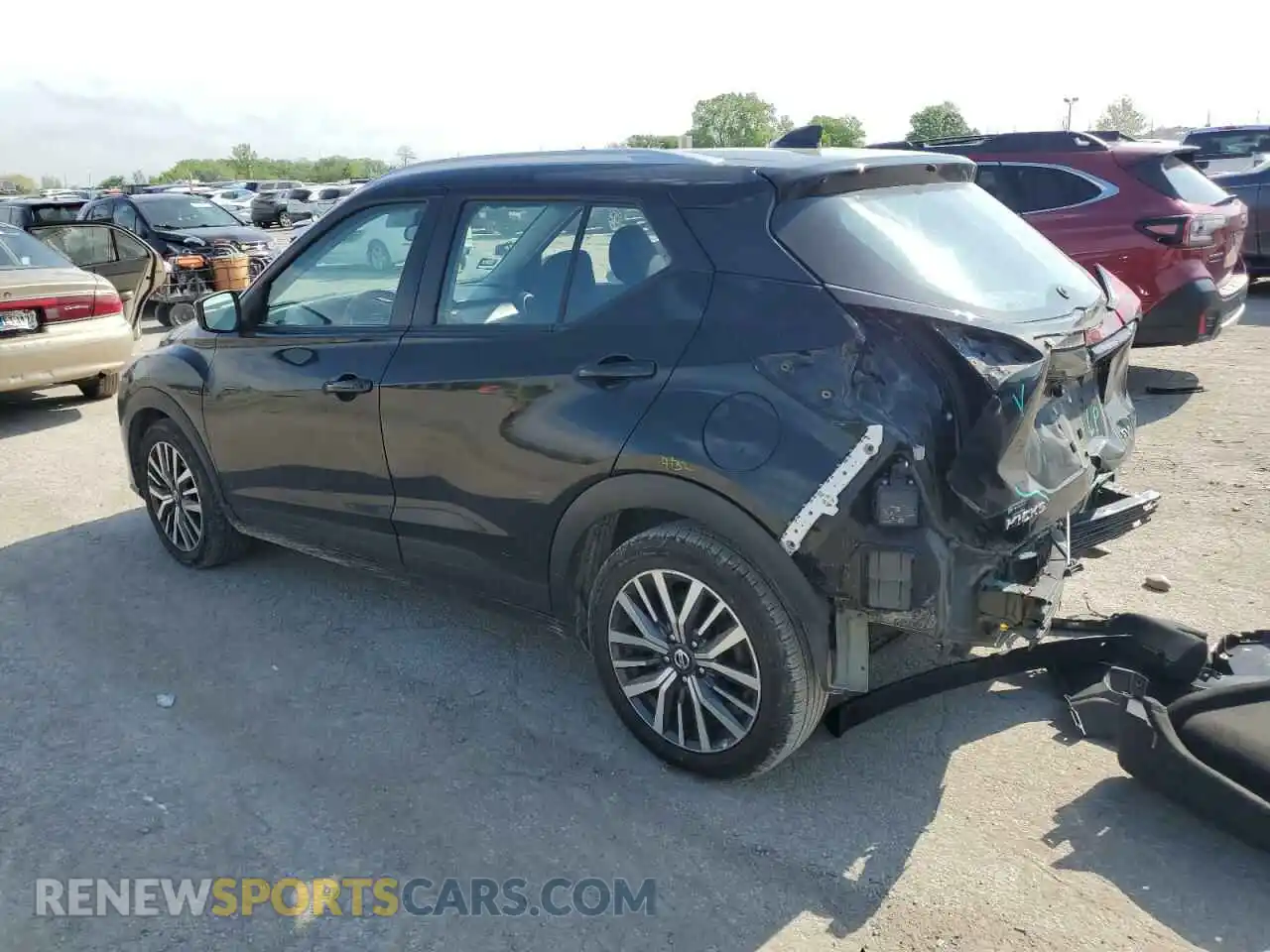 2 Photograph of a damaged car 3N1CP5CV3ML523957 NISSAN KICKS 2021