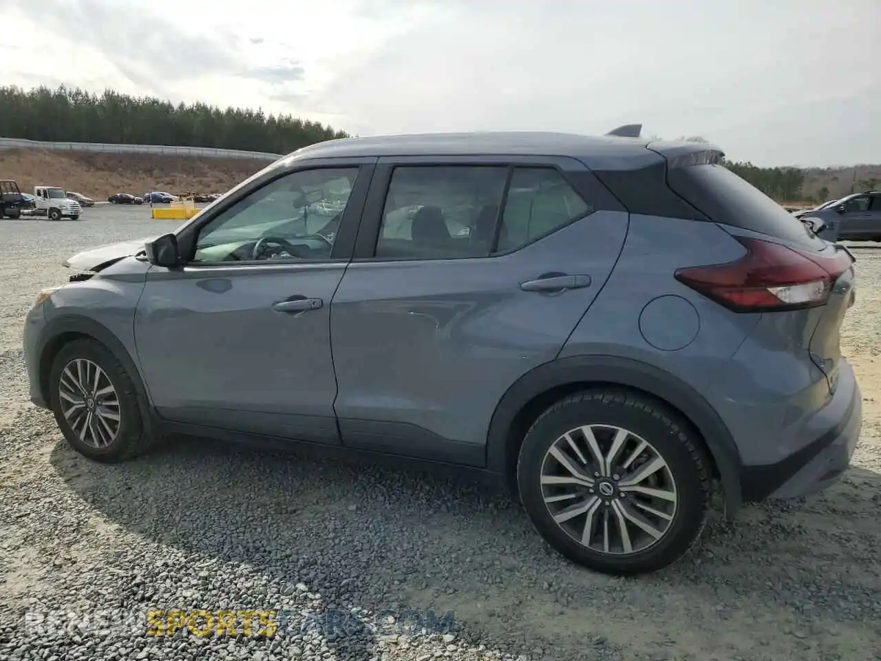 2 Photograph of a damaged car 3N1CP5CV3ML529175 NISSAN KICKS 2021