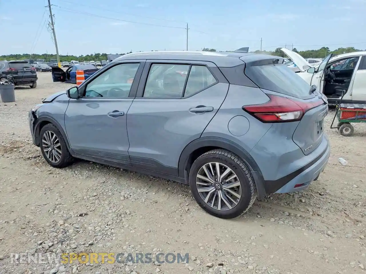 2 Photograph of a damaged car 3N1CP5CV3ML565058 NISSAN KICKS 2021