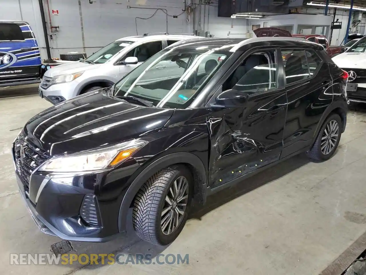 1 Photograph of a damaged car 3N1CP5CV4ML485607 NISSAN KICKS 2021
