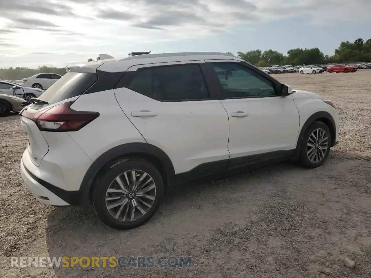 3 Photograph of a damaged car 3N1CP5CV4ML486594 NISSAN KICKS 2021