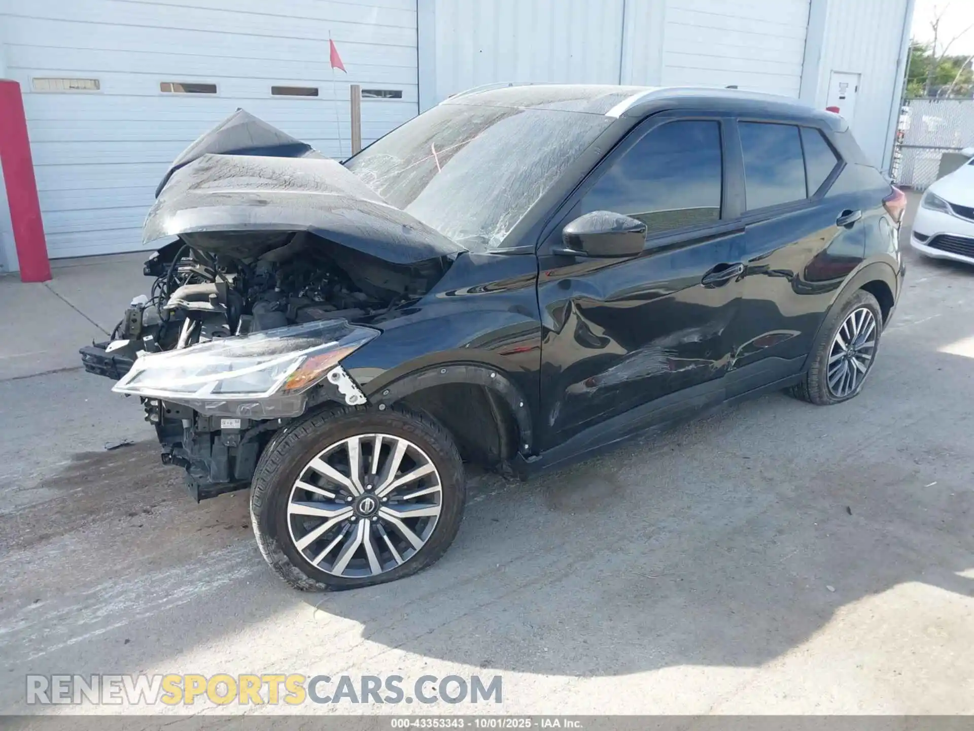 2 Photograph of a damaged car 3N1CP5CV4ML504883 NISSAN KICKS 2021