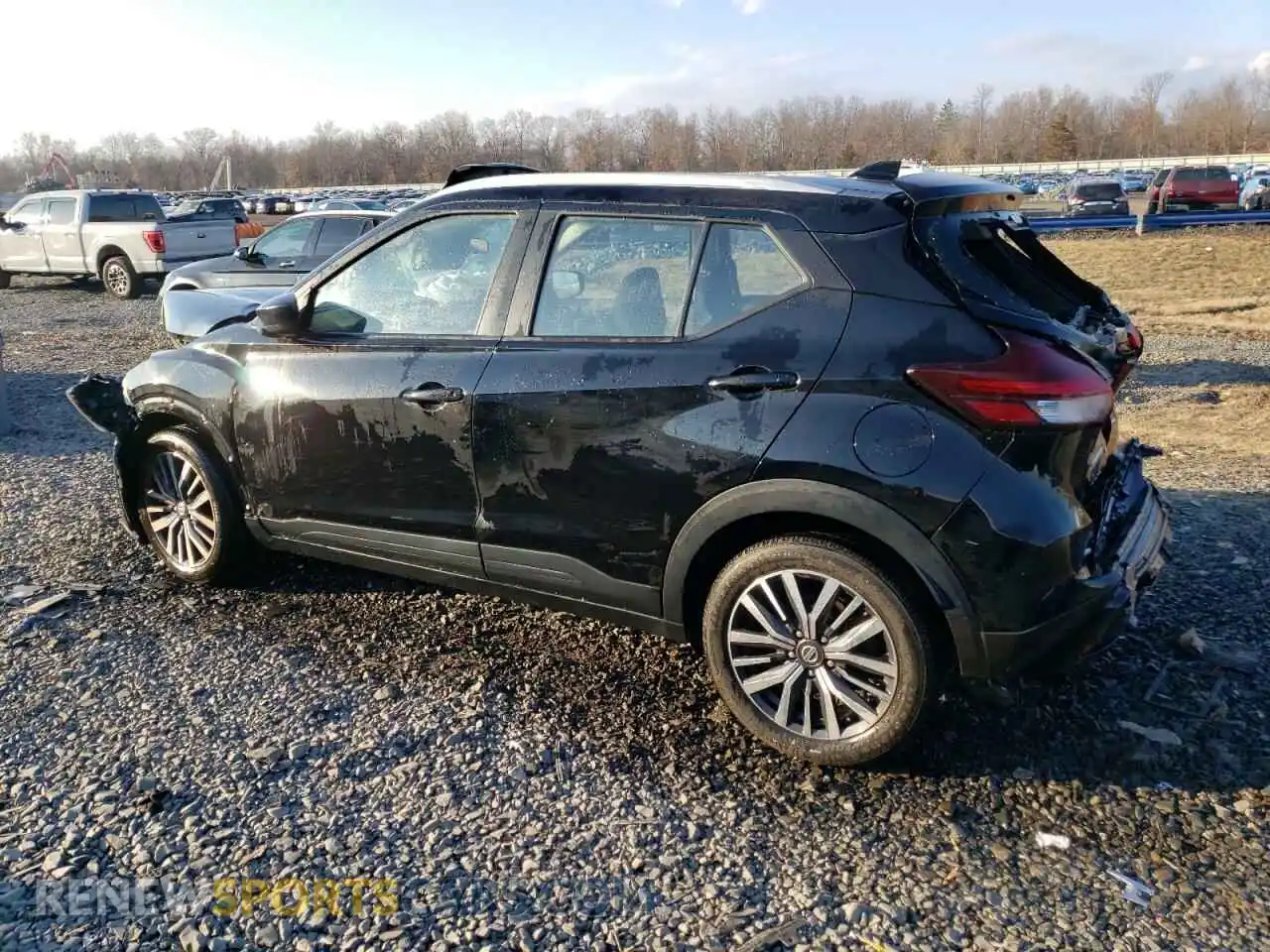 2 Photograph of a damaged car 3N1CP5CV4ML522963 NISSAN KICKS 2021