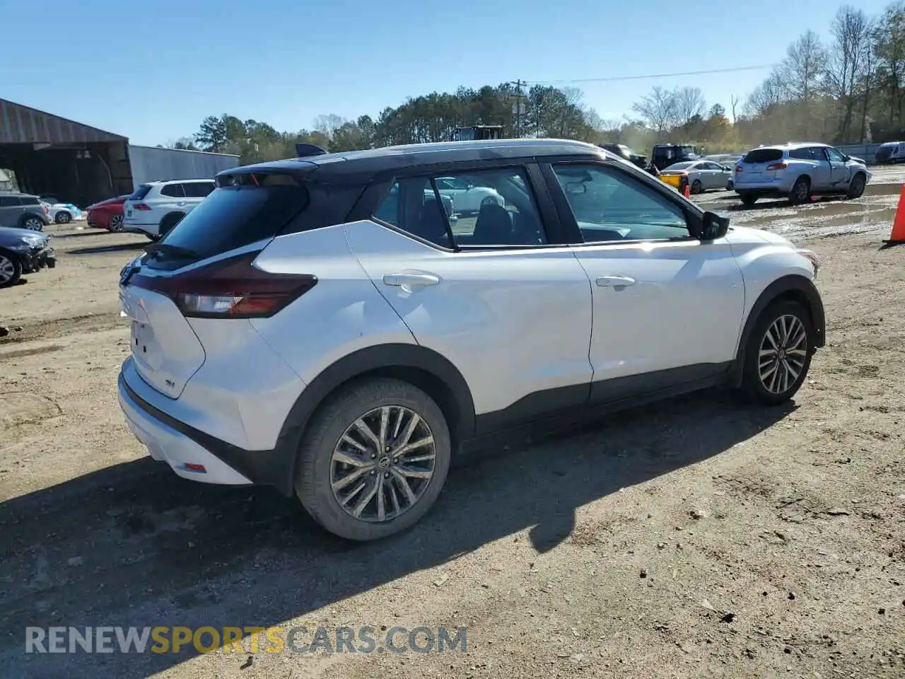 3 Photograph of a damaged car 3N1CP5CV4ML543425 NISSAN KICKS 2021