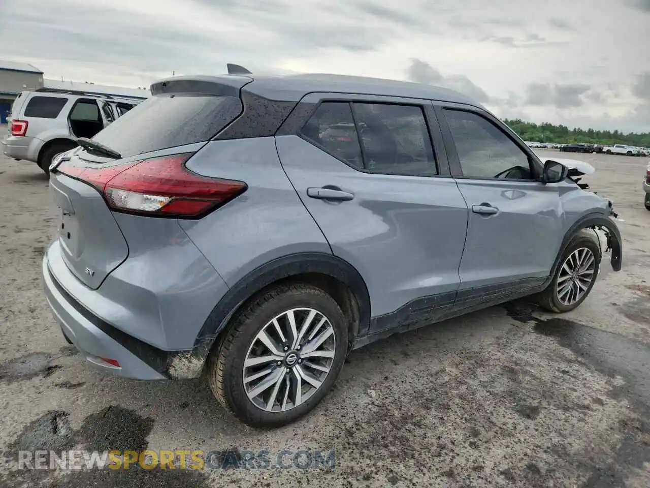 3 Photograph of a damaged car 3N1CP5CV5ML489391 NISSAN KICKS 2021