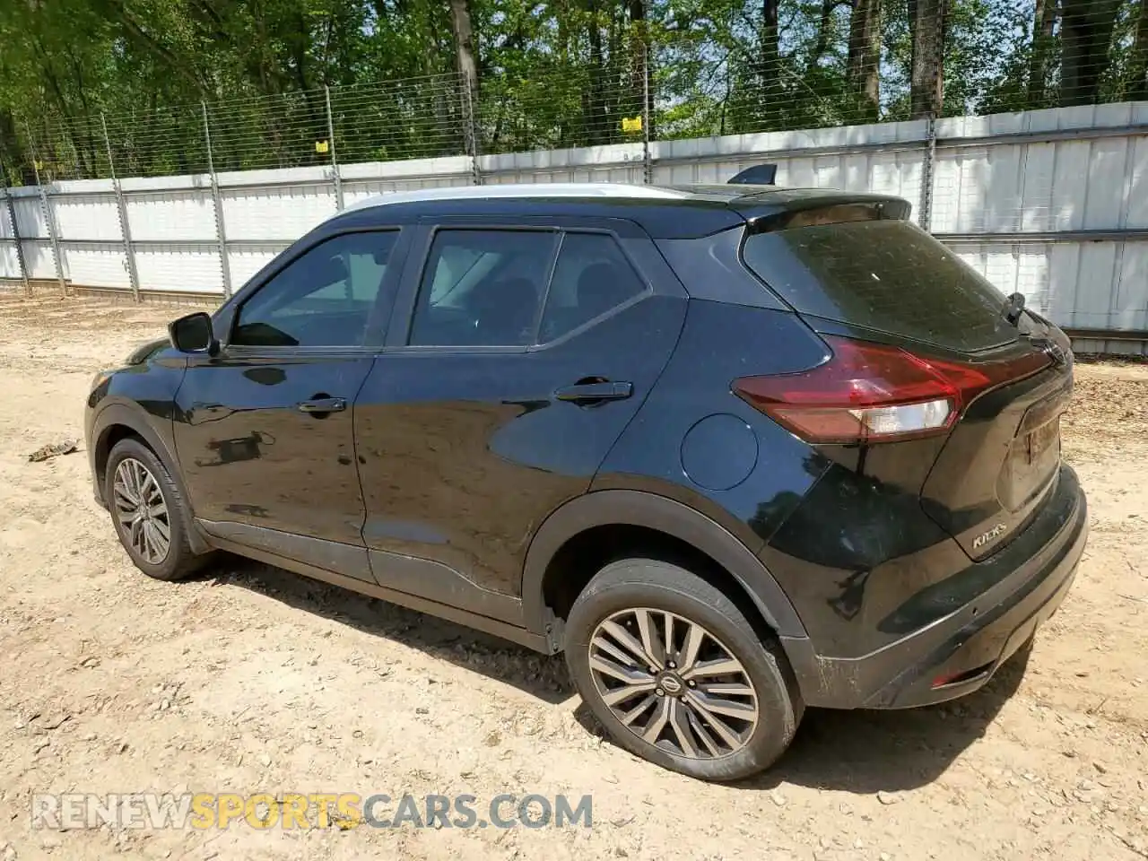 2 Photograph of a damaged car 3N1CP5CV5ML492629 NISSAN KICKS 2021