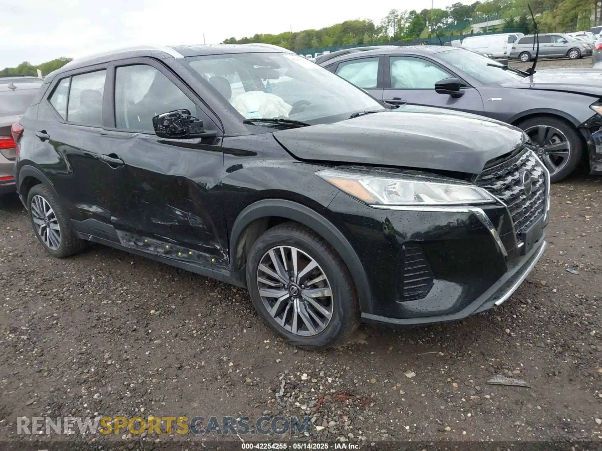 1 Photograph of a damaged car 3N1CP5CV6ML466864 NISSAN KICKS 2021