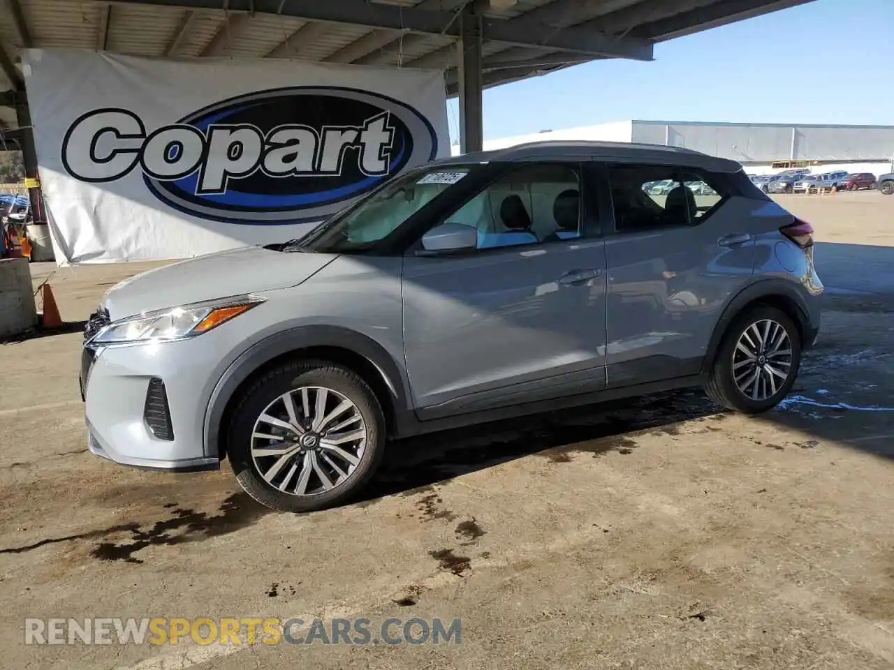 1 Photograph of a damaged car 3N1CP5CV6ML472986 NISSAN KICKS 2021