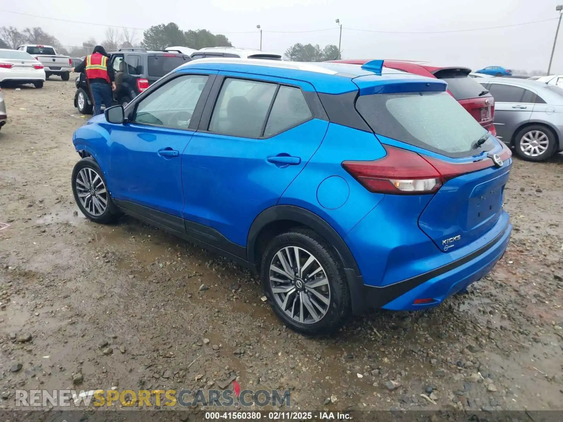 3 Photograph of a damaged car 3N1CP5CV6ML494096 NISSAN KICKS 2021