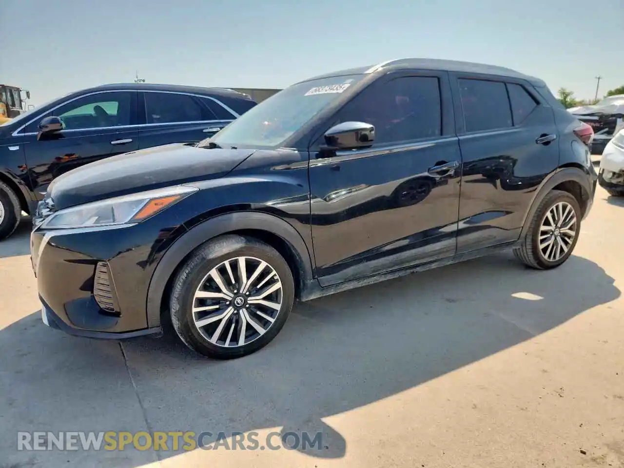 1 Photograph of a damaged car 3N1CP5CV6ML500589 NISSAN KICKS 2021