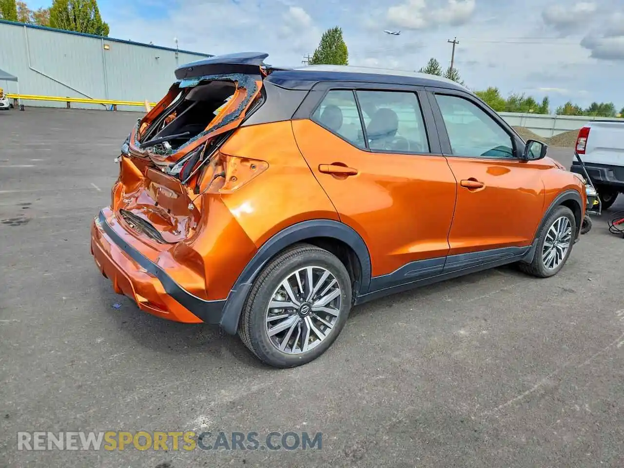 3 fotografías del automóvil dañado 3N1CP5CV6ML505274 NISSAN KICKS 2021
