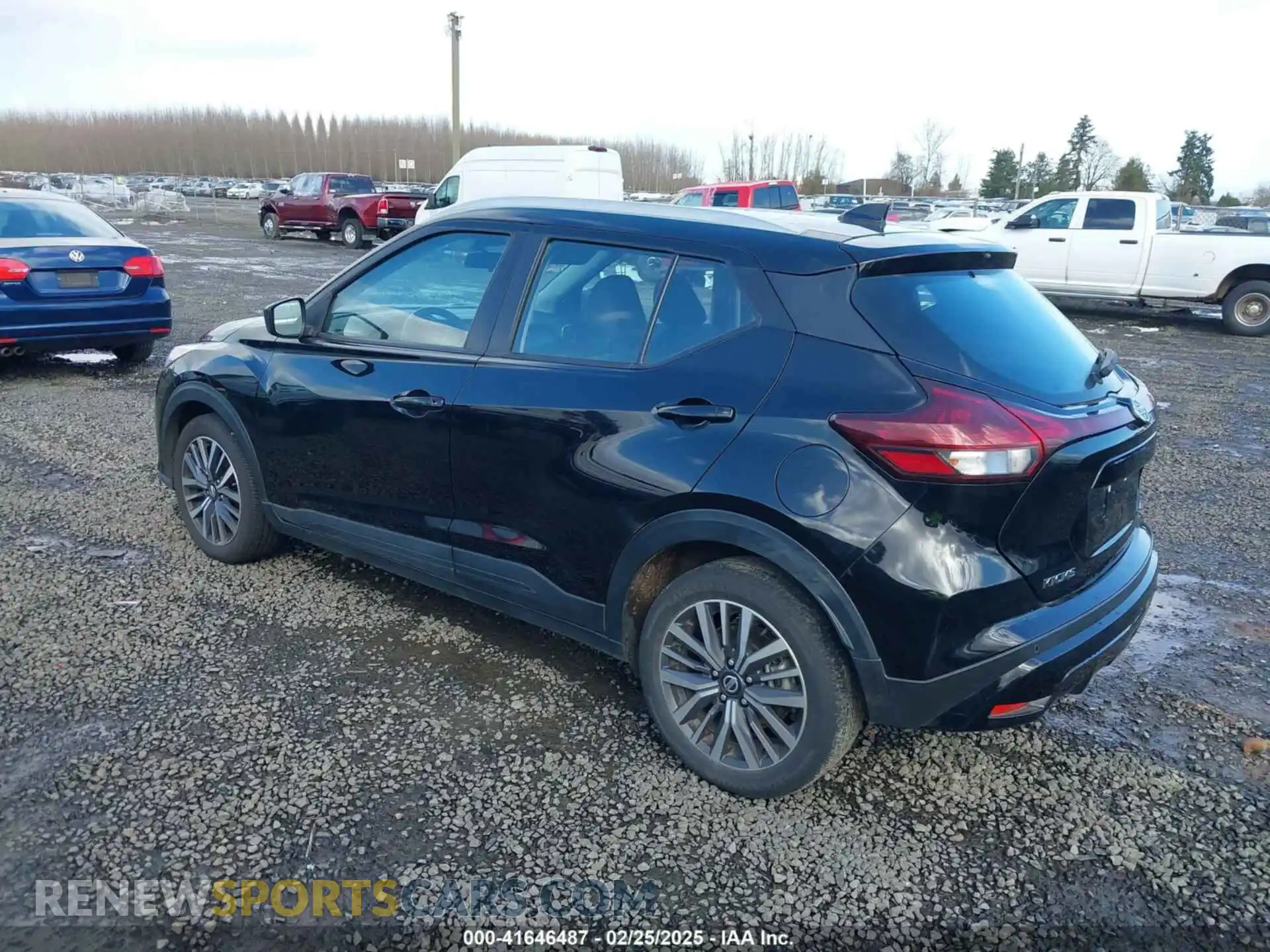 3 Photograph of a damaged car 3N1CP5CV6ML505923 NISSAN KICKS 2021