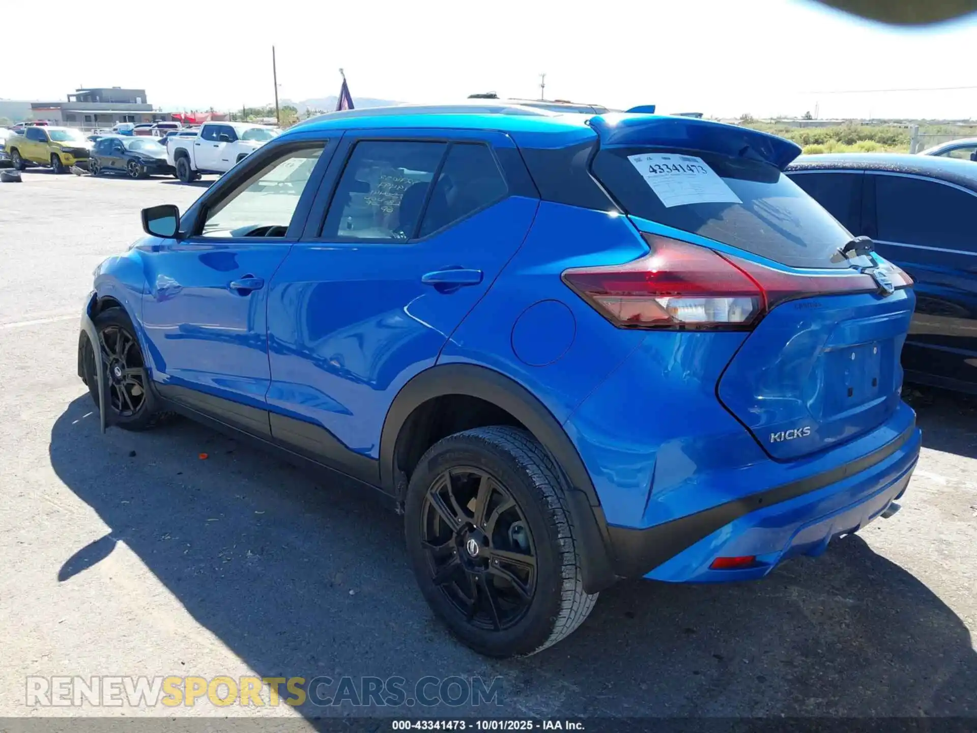 3 Photograph of a damaged car 3N1CP5CV6ML530255 NISSAN KICKS 2021