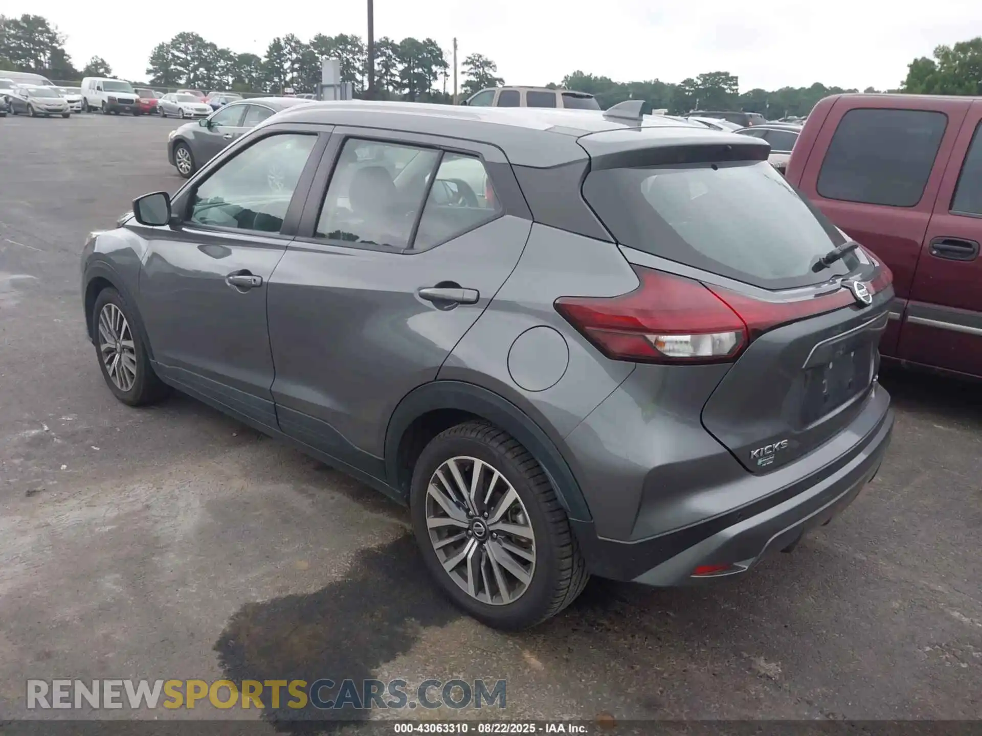 3 Photograph of a damaged car 3N1CP5CV6ML533219 NISSAN KICKS 2021