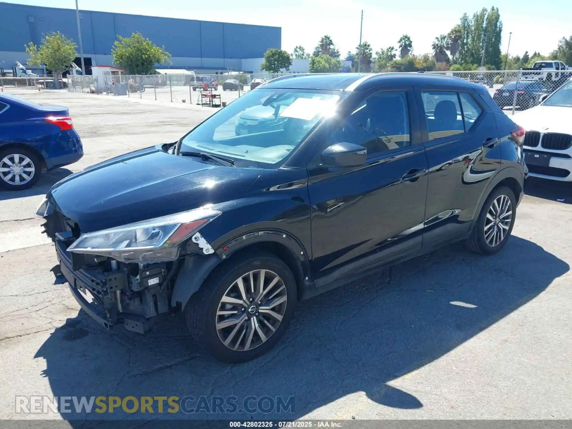 2 Photograph of a damaged car 3N1CP5CV7ML466744 NISSAN KICKS 2021