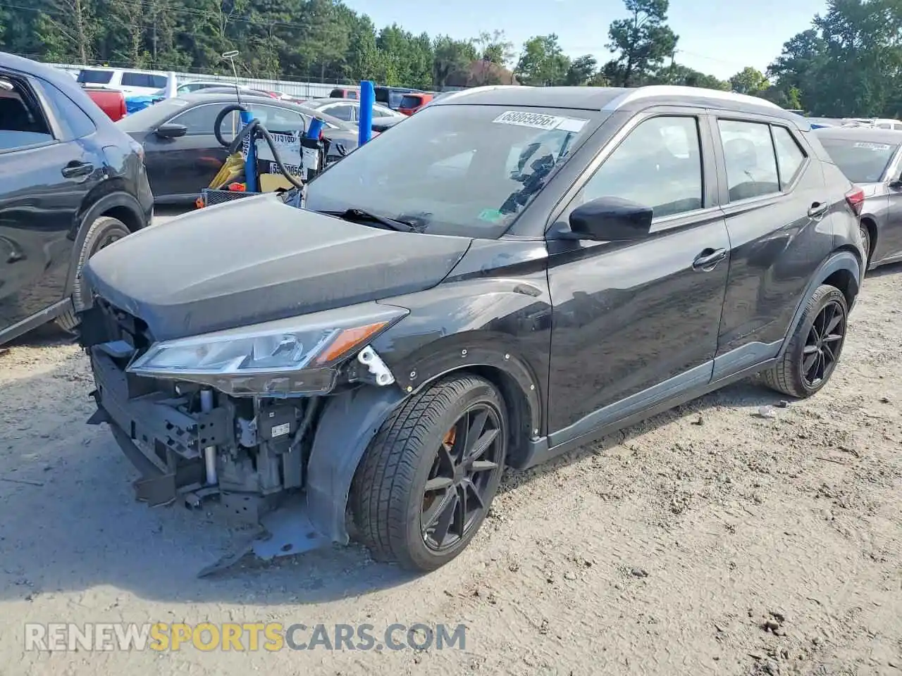 1 Photograph of a damaged car 3N1CP5CV7ML468607 NISSAN KICKS 2021