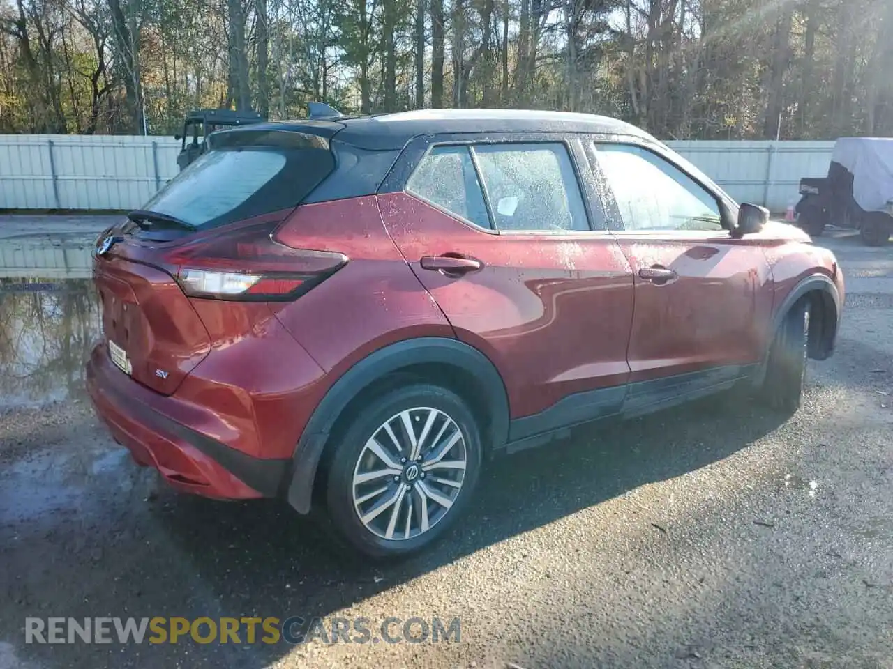 3 Photograph of a damaged car 3N1CP5CV8ML494505 NISSAN KICKS 2021
