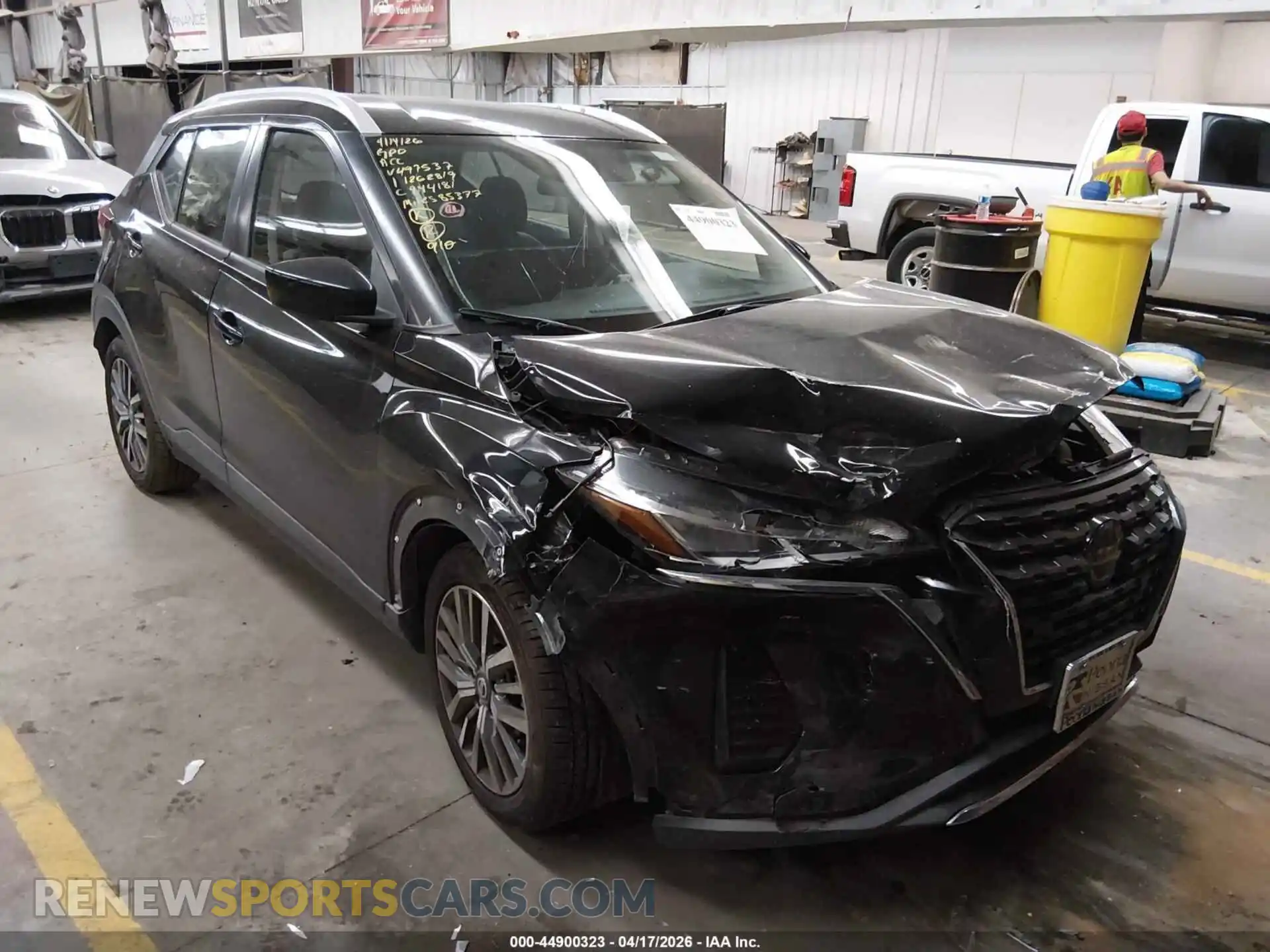 1 Photograph of a damaged car 3N1CP5CV8ML498537 NISSAN KICKS 2021