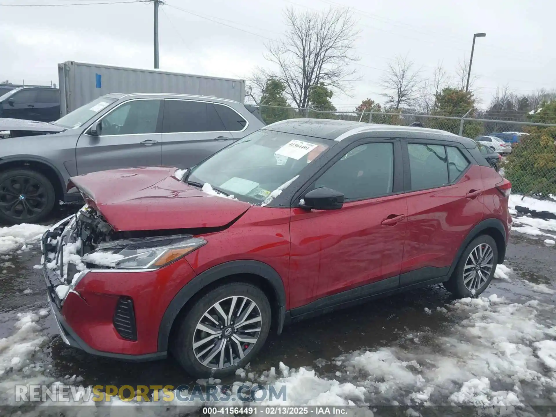 2 Photograph of a damaged car 3N1CP5CV8ML517653 NISSAN KICKS 2021