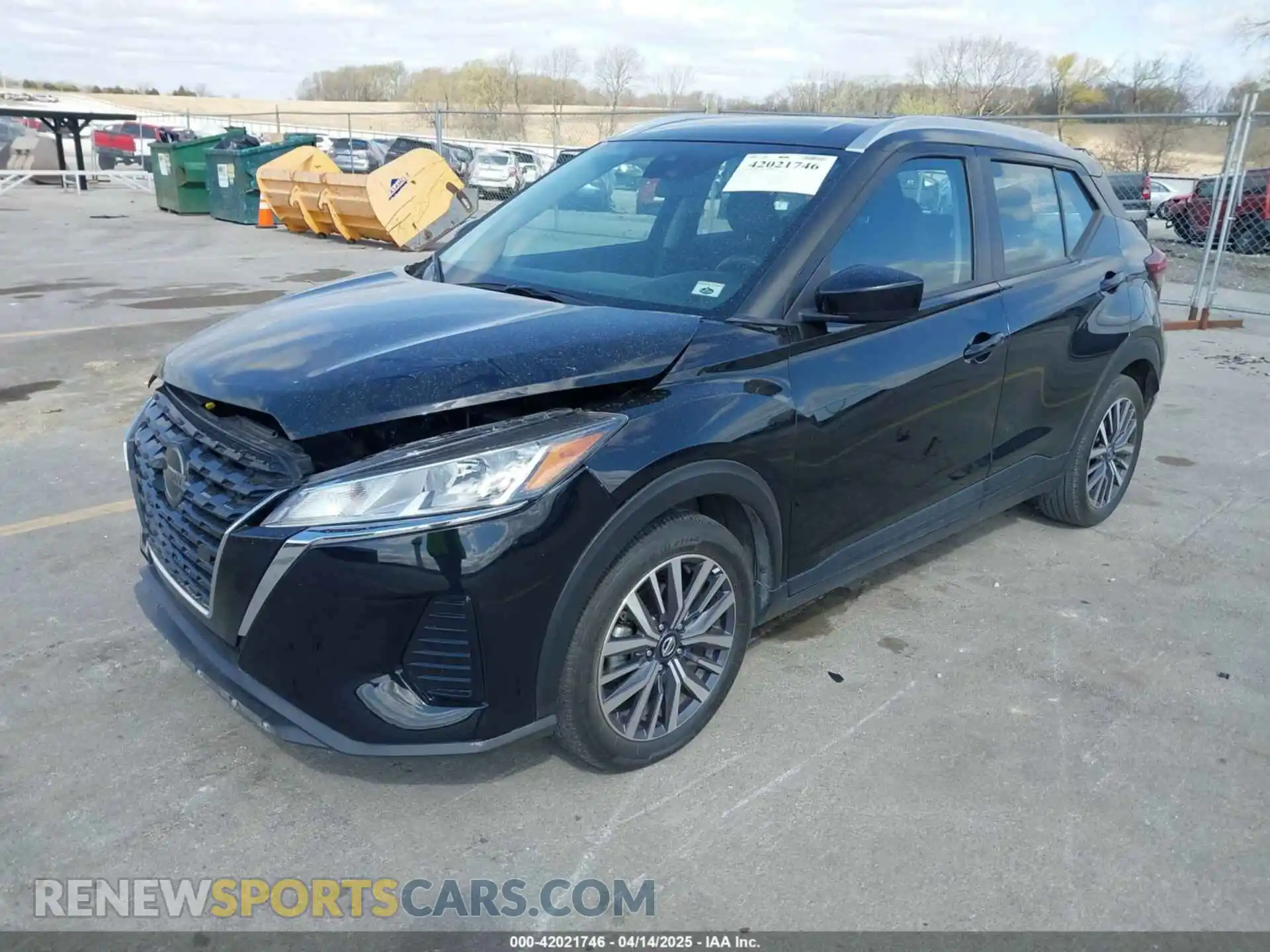 2 Photograph of a damaged car 3N1CP5CV8ML523372 NISSAN KICKS 2021