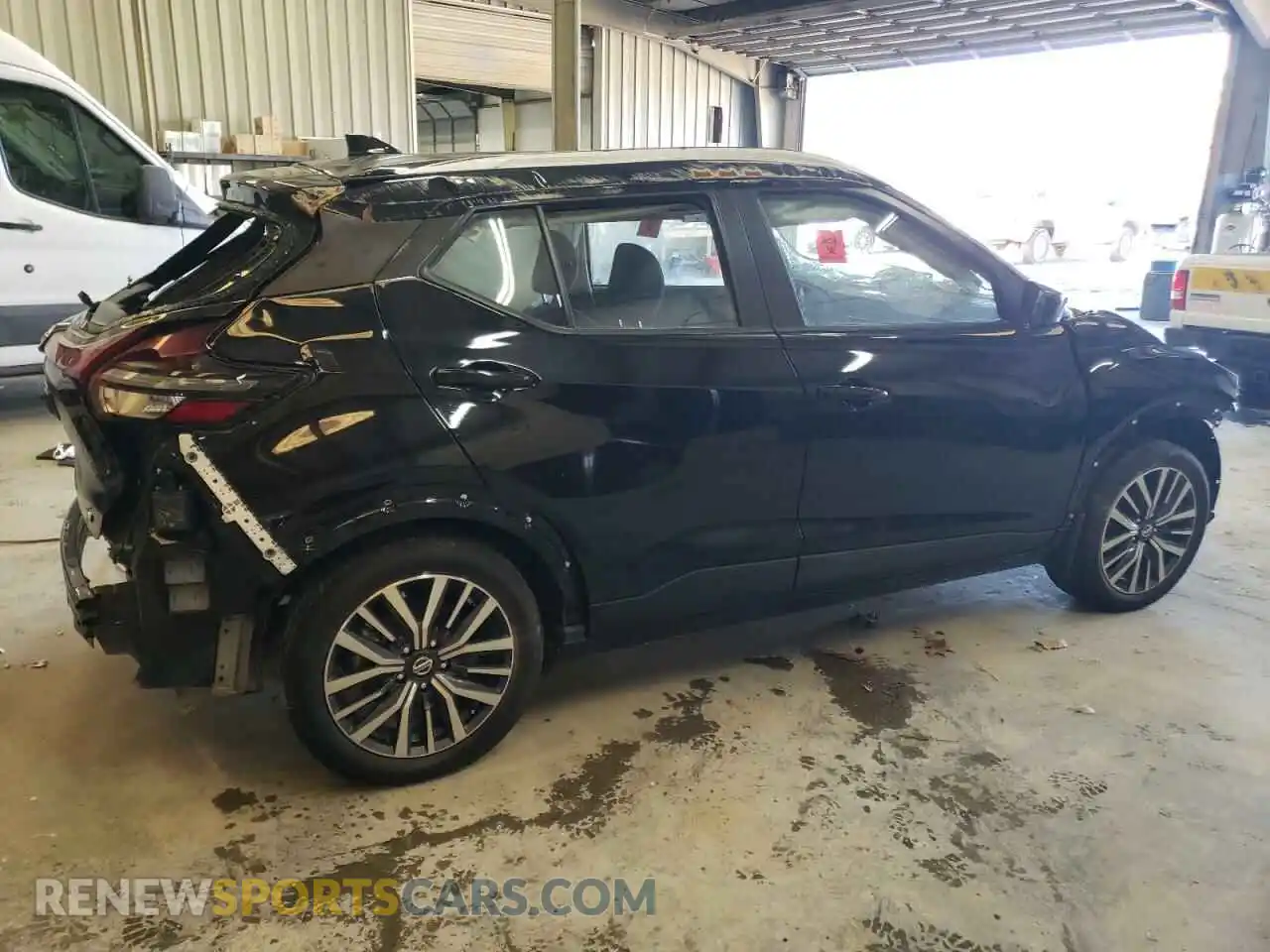 3 Photograph of a damaged car 3N1CP5CV8ML527115 NISSAN KICKS 2021