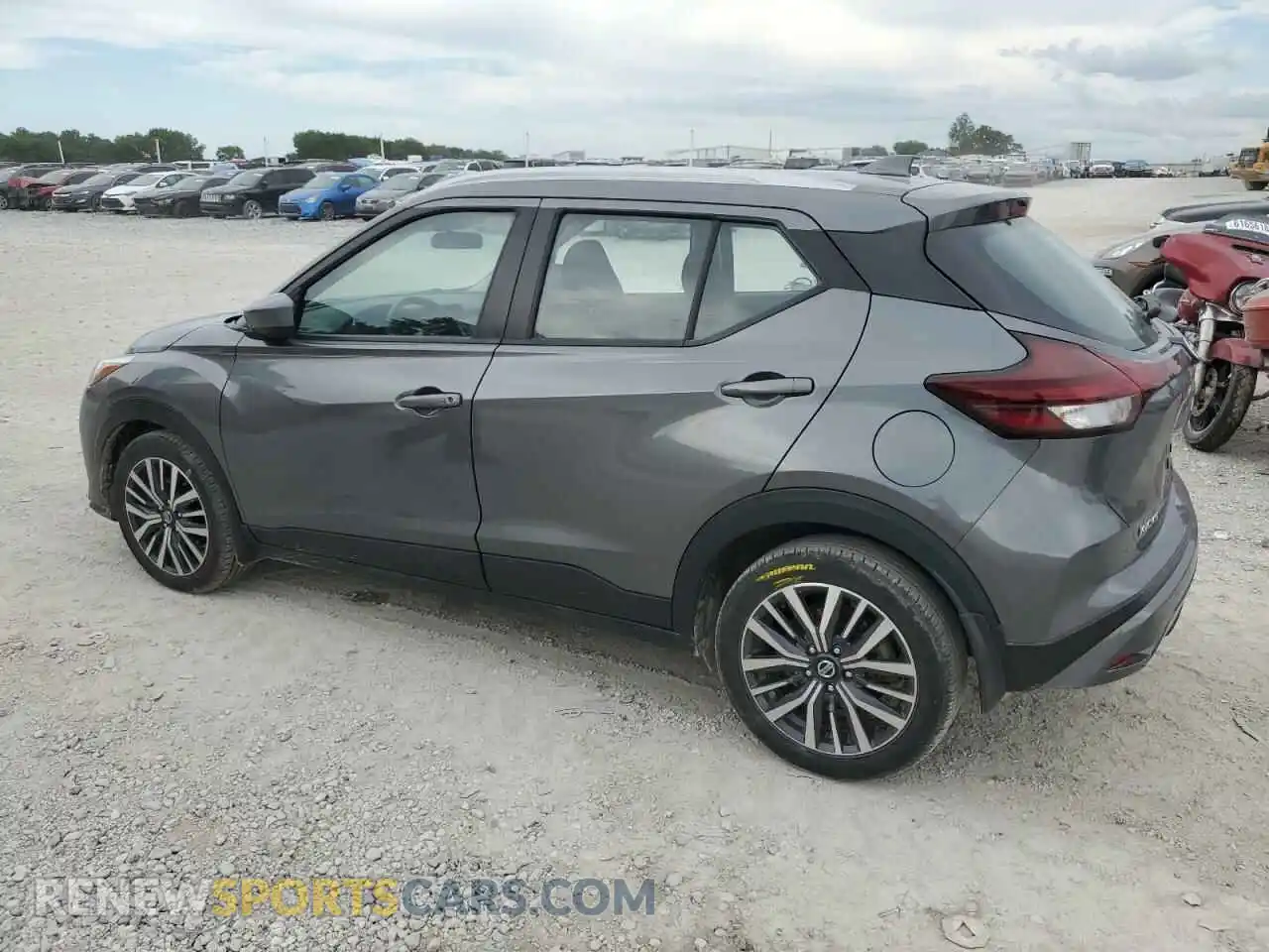 2 Photograph of a damaged car 3N1CP5CV8ML534727 NISSAN KICKS 2021