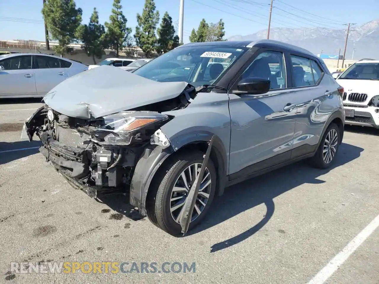 1 Photograph of a damaged car 3N1CP5CV8ML556243 NISSAN KICKS 2021