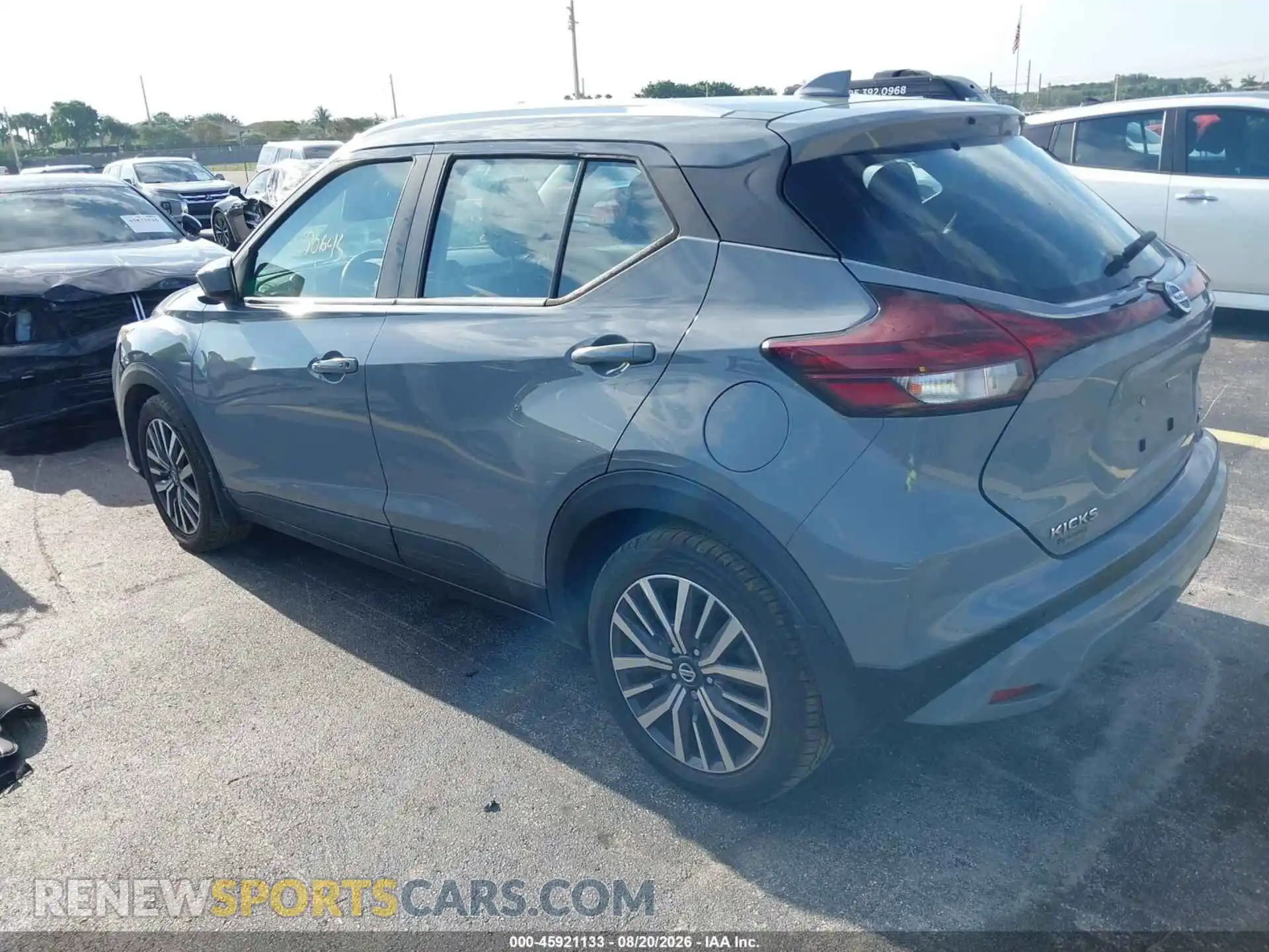 3 Фотография поврежденного автомобиля 3N1CP5CV9ML489717 NISSAN KICKS 2021