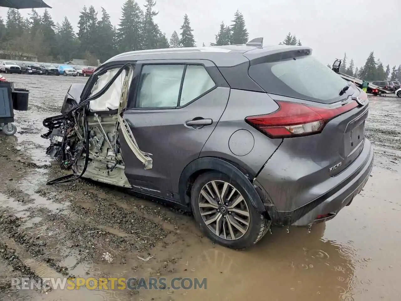 2 Photograph of a damaged car 3N1CP5CV9ML501669 NISSAN KICKS 2021