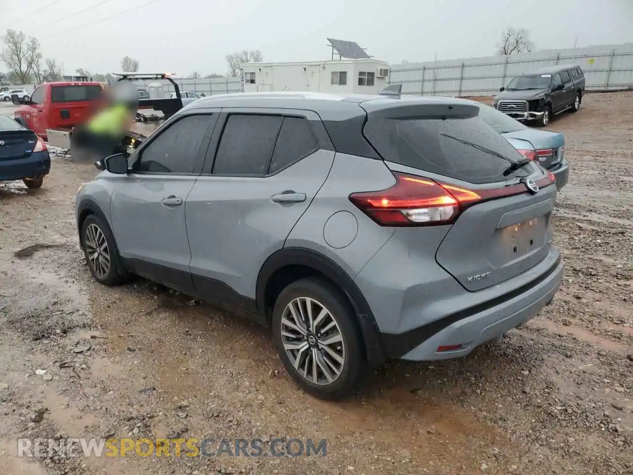 2 fotografías del automóvil dañado 3N1CP5CV9ML519783 NISSAN KICKS 2021