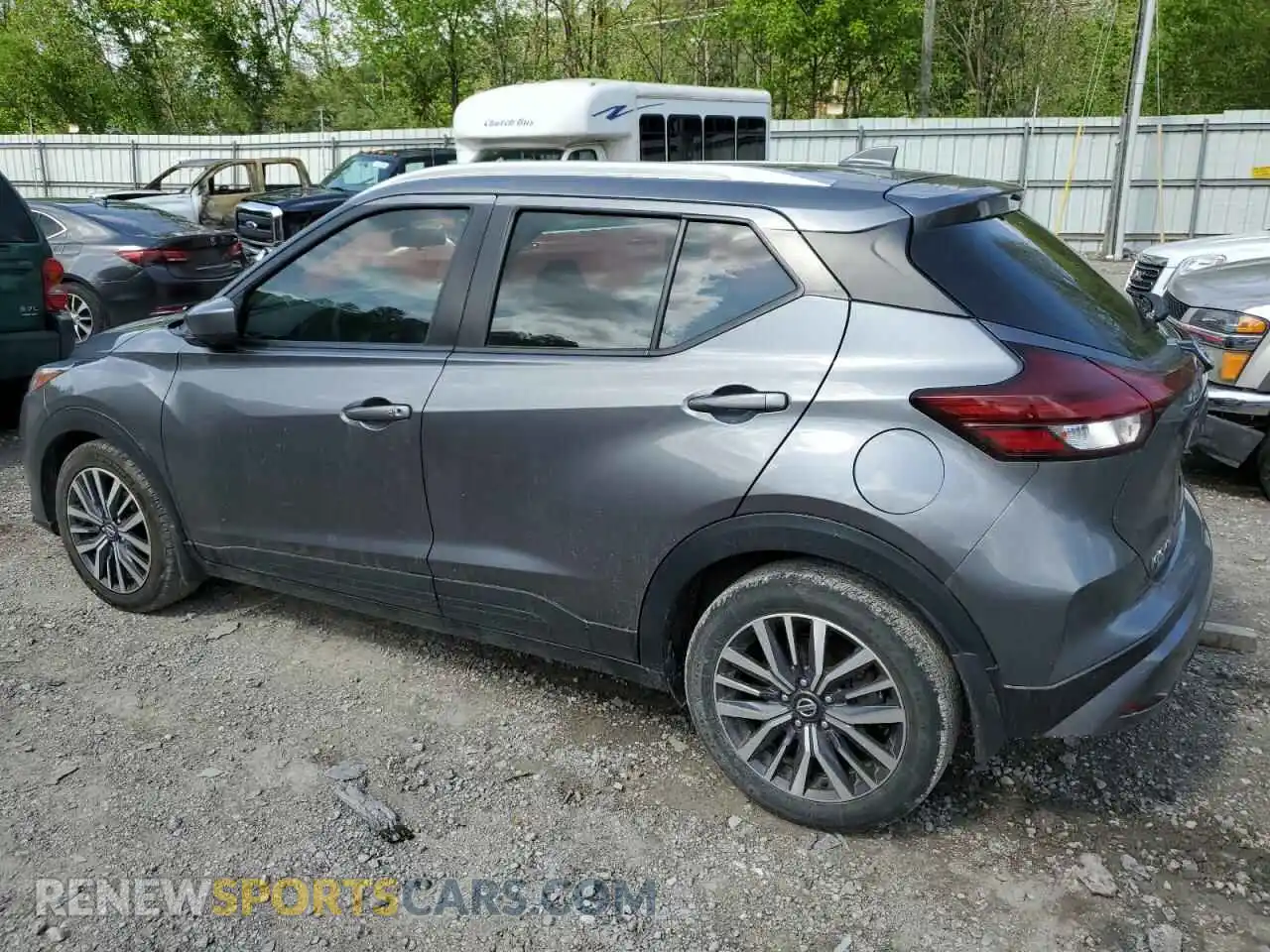 2 Photograph of a damaged car 3N1CP5CV9ML566408 NISSAN KICKS 2021