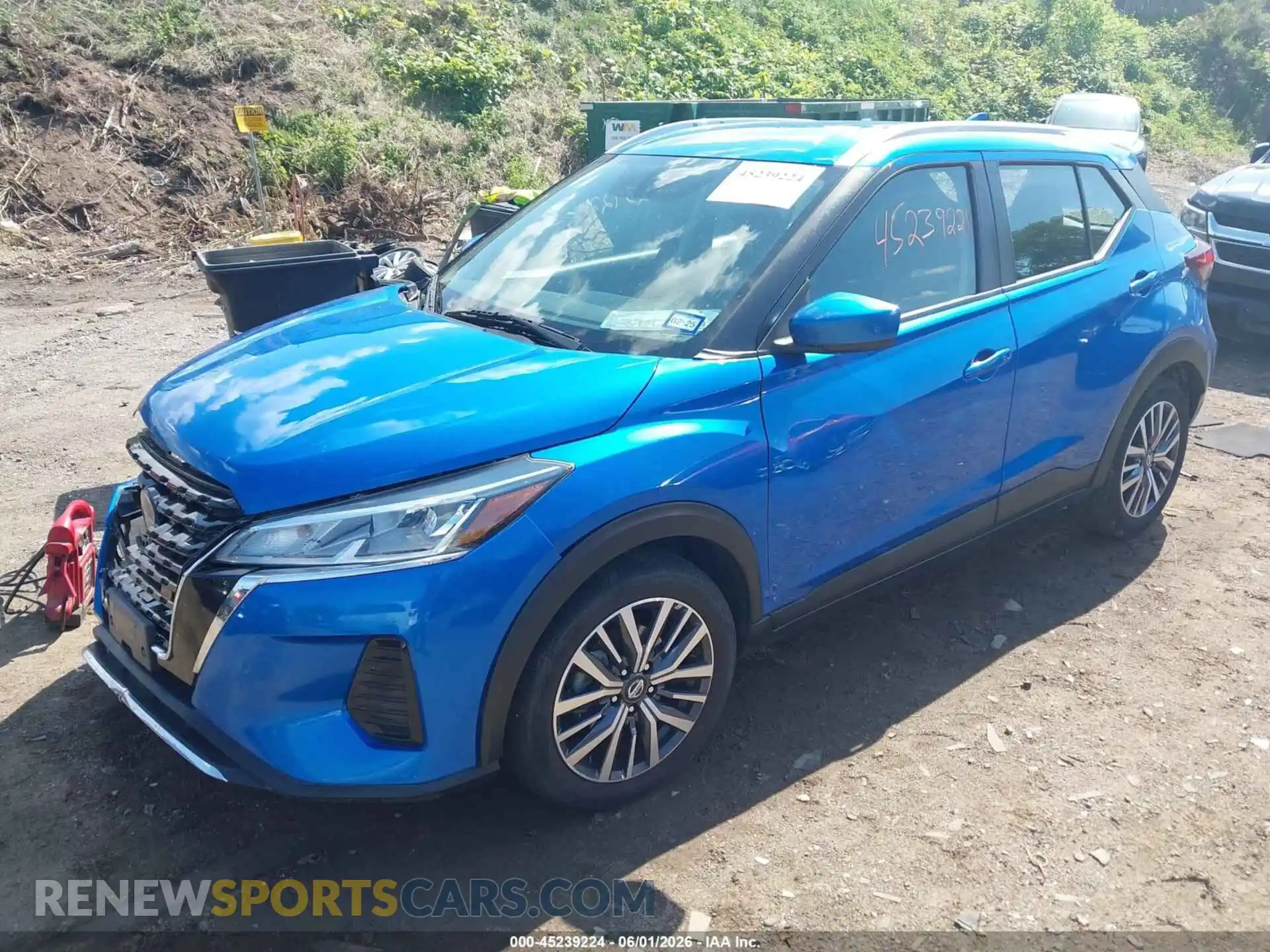 2 Фотография поврежденного автомобиля 3N1CP5CVXML481562 NISSAN KICKS 2021